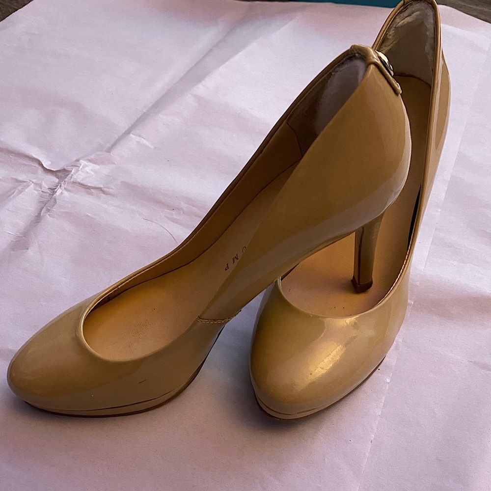 Ivanka Trump Pump